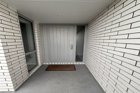 Photo of property in 2/12 Bostonkip Crescent, Fitzroy, Hamilton, 3282