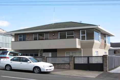 Photo of property in 48 Paynters Avenue, Strandon, New Plymouth, 4312