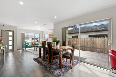 Photo of property in 208 Clevedon Road, Papakura, 2110