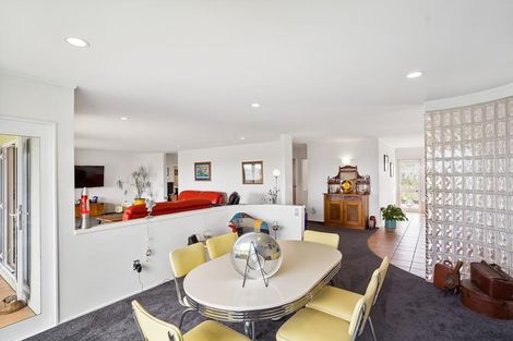 Photo of property in 62 Christian Road, Swanson, Auckland, 0614