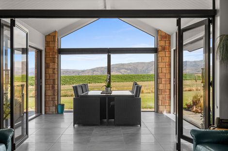 Photo of property in 317 Golden Road, Springvale, Alexandra, 9393