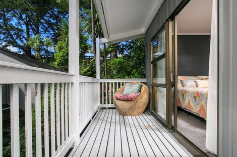 Photo of property in 990 East Coast Road, Northcross, Auckland, 0632