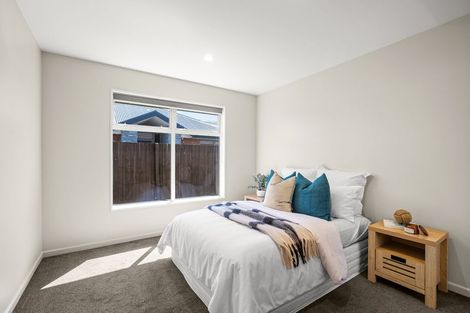 Photo of property in 30 Davaar Crescent, Broomfield, Christchurch, 8042