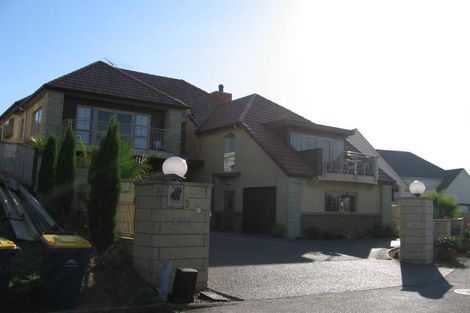 Photo of property in 30 St Clair Place, Browns Bay, Auckland, 0630