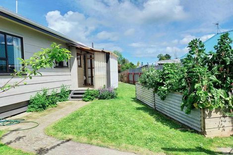 Photo of property in 30 Wills Crescent, Ashhurst, 4810