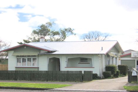 Photo of property in 49 Knowles Street, Terrace End, Palmerston North, 4410