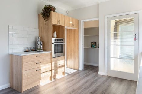 Photo of property in 20 George Street, Dannevirke, 4930