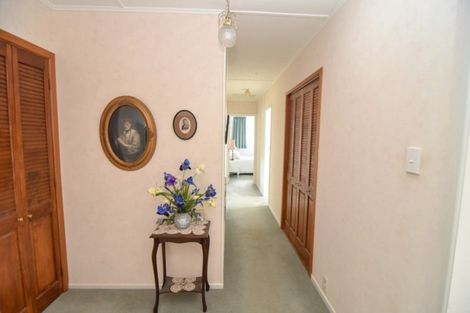 Photo of property in 12 Taverner Street, Carterton, 5713