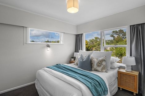 Photo of property in 6a Tallington Crescent, Torbay, Auckland, 0630
