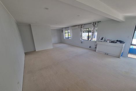 Photo of property in 3/88 Eversleigh Road, Belmont, Auckland, 0622