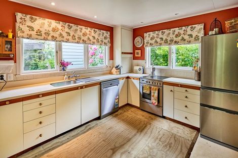 Photo of property in 42 Cleary Street, Waterloo, Lower Hutt, 5011