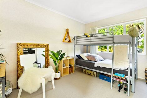 Photo of property in 15 Huntaway Lane, Te Atatu Peninsula, Auckland, 0610