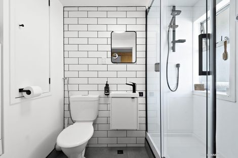 Photo of property in Melksham Towers, 701/131 Brougham Street, Mount Victoria, Wellington, 6011