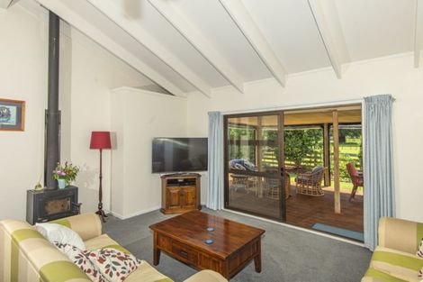 Photo of property in 82 Loop Road, Otaika, Whangarei, 0170