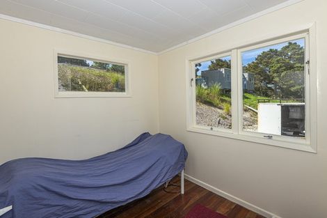 Photo of property in 217 Heatley Road, Whakapirau, 0583