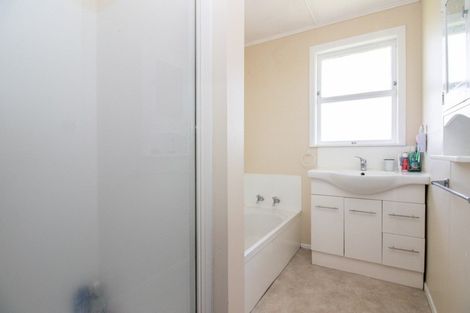 Photo of property in 6 Flora Street, Paeroa, 3600