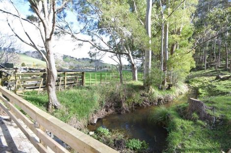 Photo of property in 236 Kaipara Flats Road, Dome Forest, Warkworth, 0981