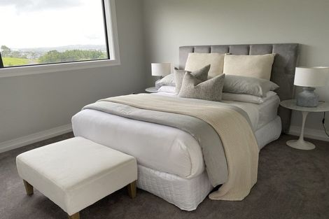 Photo of property in 40 Paparahi Place, Wainui, 0992