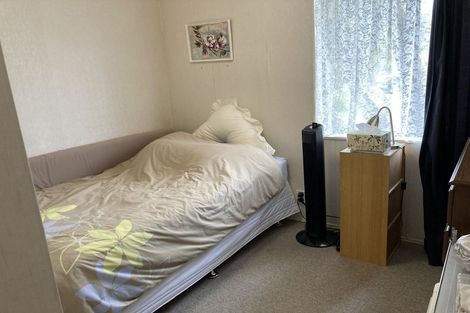 Photo of property in 1/77 Aberfeldy Avenue, Highland Park, Auckland, 2010