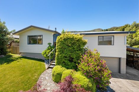 Photo of property in 17 Boons Valley Road, Waikawa, Picton, 7220