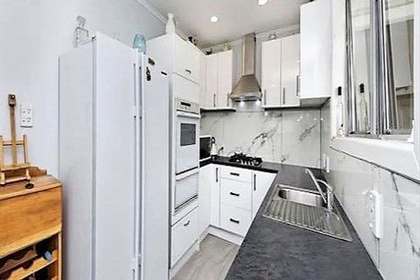 Photo of property in 47 Hartley Terrace, Massey, Auckland, 0614