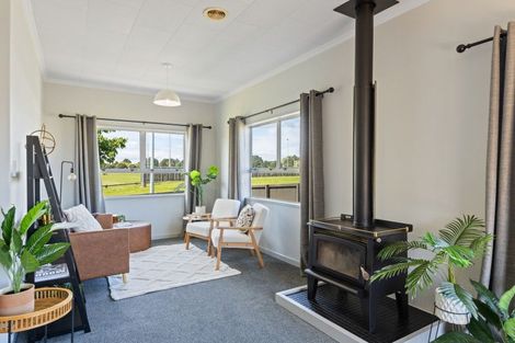 Photo of property in 2 King Street, Waitara, 4320