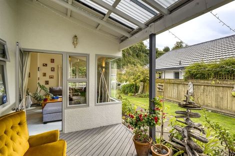 Photo of property in 135 Milton Road, Bluff Hill, Napier, 4110