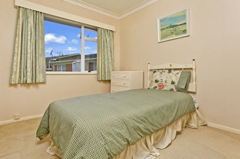 Photo of property in 1/19 Pupuke Road, Takapuna, Auckland, 0622