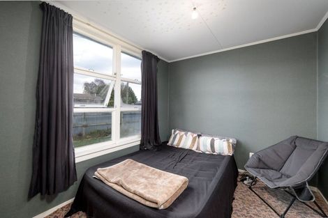 Photo of property in 28 Parsonage Road, Waimate, 7924