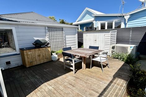 Photo of property in 56 Edinburgh Terrace, Berhampore, Wellington, 6023