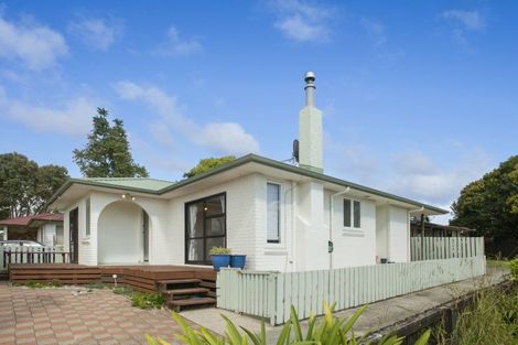 Photo of property in 21 Dunlop Road, Te Puke, 3119