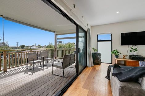 Photo of property in 4 St Julia Court, Helensville, 0800