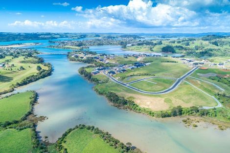 Photo of property in 102 Omahina Street, Raglan, 3225