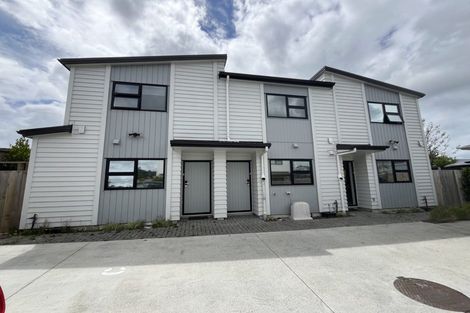Photo of property in 96d Triangle Road, Massey, Auckland, 0614