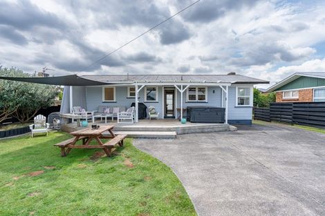 Photo of property in 37 Yvonne Street, Melville, Hamilton, 3206