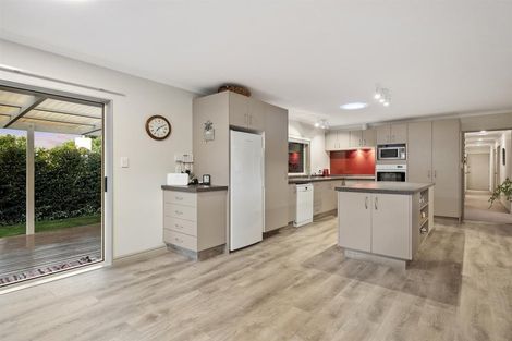 Photo of property in 21 Dowman Place, Te Puke, 3119