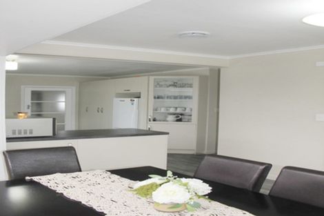 Photo of property in 28 Bickerstaffe Road, Maungaturoto, 0520