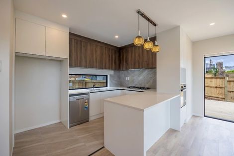 Photo of property in 3b Nor'east Drive, Northcross, Auckland, 0632