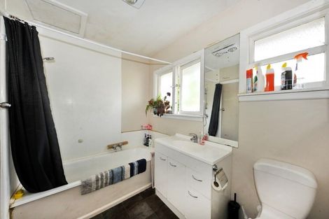 Photo of property in 34 Lyndhurst Crescent, Aranui, Christchurch, 8061