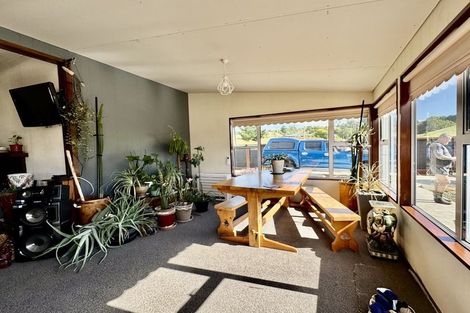 Photo of property in 105 Beach Road, Awamoa, Oamaru, 9495