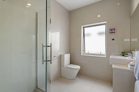 Photo of property in 95 Bayside Drive, Browns Bay, Auckland, 0630