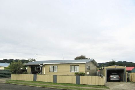 Photo of property in 7a Palmer Court, Paraparaumu, 5032