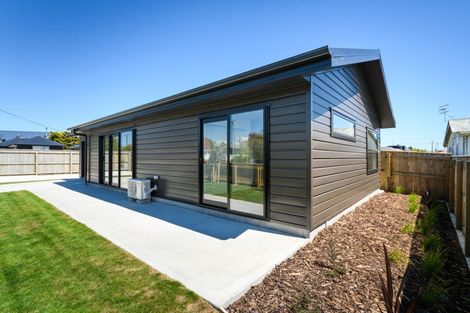 Photo of property in 68b Hedges Street, Sanson, 4817