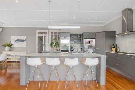 Photo of property in 31 Glen Road, Mornington, Dunedin, 9011