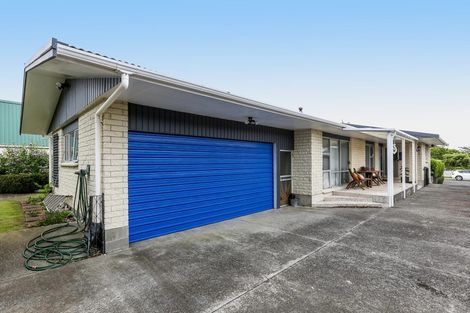 Photo of property in 7 Park Lane, Waitara, 4320