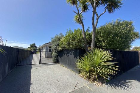 Photo of property in 11 Estuary Road, New Brighton, Christchurch, 8061