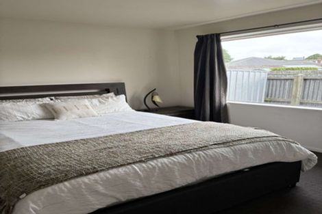 Photo of property in 1/20 Winters Road, Redwood, Christchurch, 8051