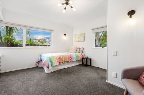 Photo of property in 279 Royal Road, Massey, Auckland, 0614