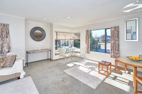 Photo of property in 1 Hyatt Grove, Greenmeadows, Napier, 4112