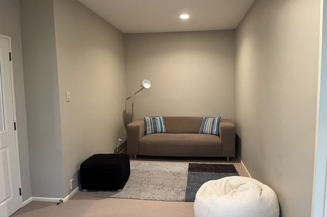 Photo of property in 39 Abby Road, Fitzherbert, Palmerston North, 4410